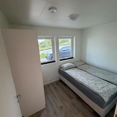 Modern With Free Parking Perfect Base For Exploring Lofoten